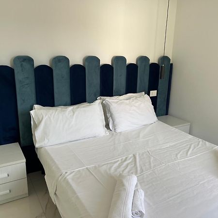 Ninfa Sul Mare Apartments 50 M E T R I Dal Mare Parcheggio Gratuito Custodito Capo Vaticano Exterior photo