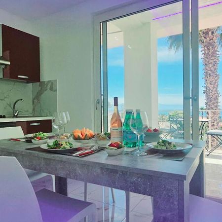 Ninfa Sul Mare Apartments 50 M E T R I Dal Mare Parcheggio Gratuito Custodito Capo Vaticano Exterior photo