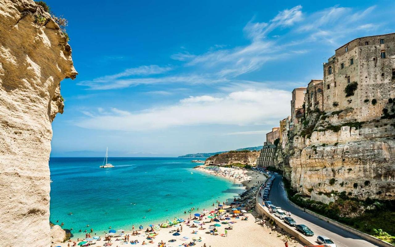 Ninfa Sul Mare Apartments 50 M E T R I Dal Mare Parcheggio Gratuito Custodito Capo Vaticano Exterior photo